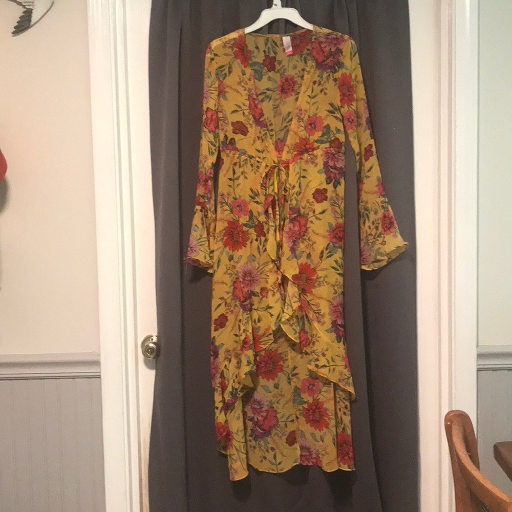 Beautiful flowy cover-up
